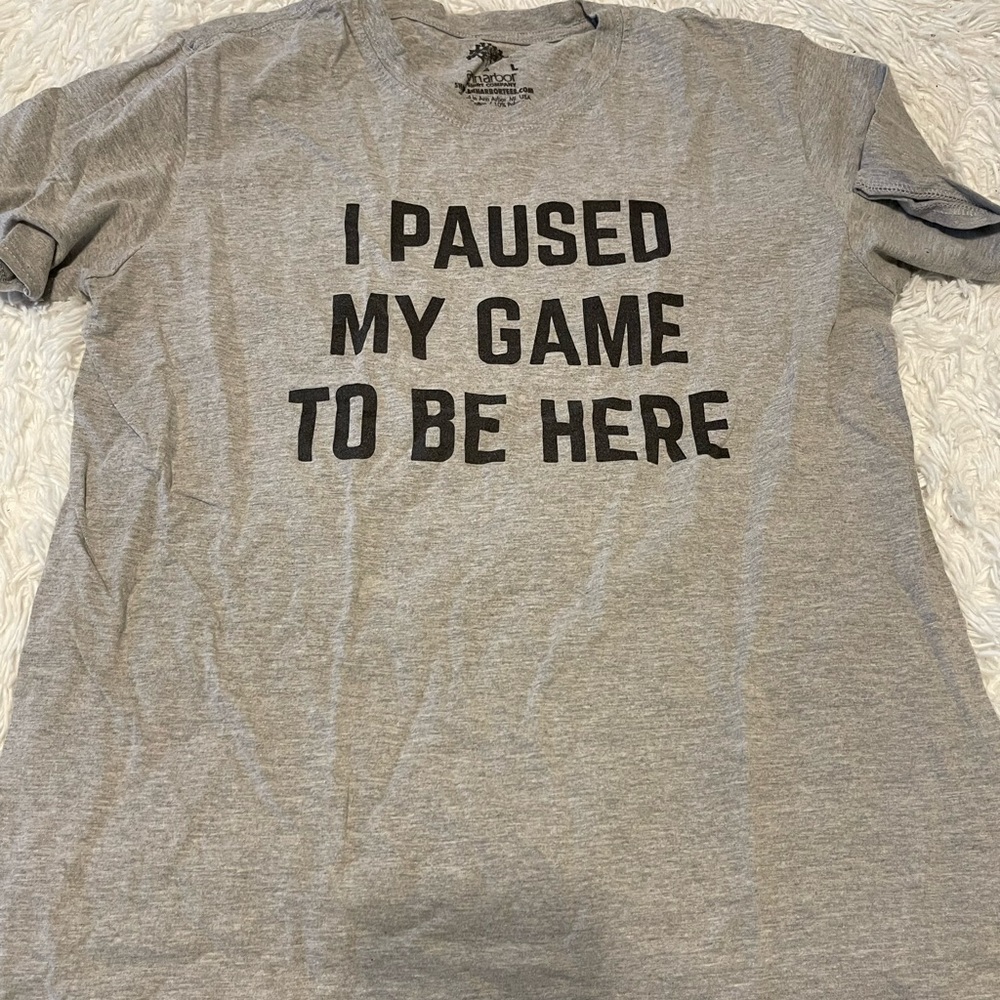 Mens L Tshirt